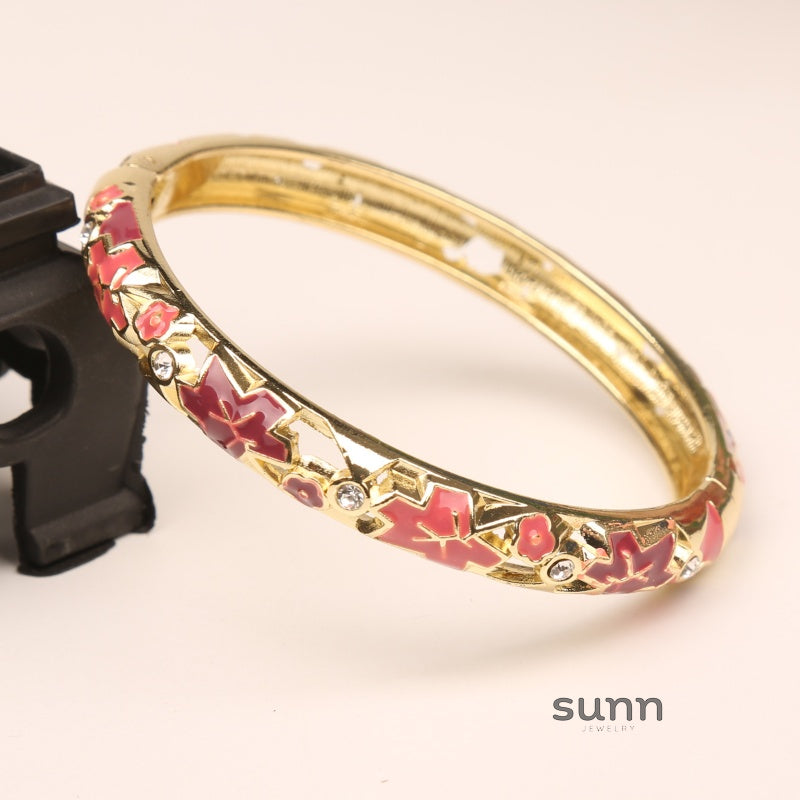 Kattleya Star Enamel Bracelet [3UXVK9EQ]