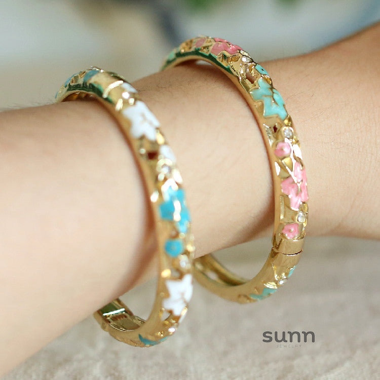 Kattleya Star Enamel Bracelet [0DC90311]