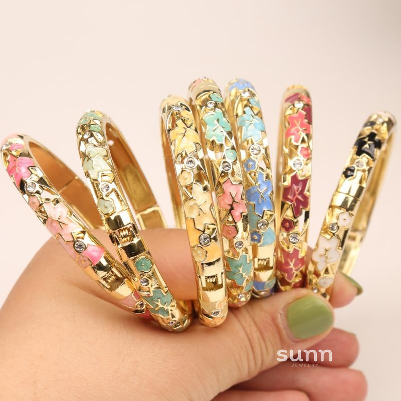 Kattleya Star Enamel Bracelet [948I3T1H]