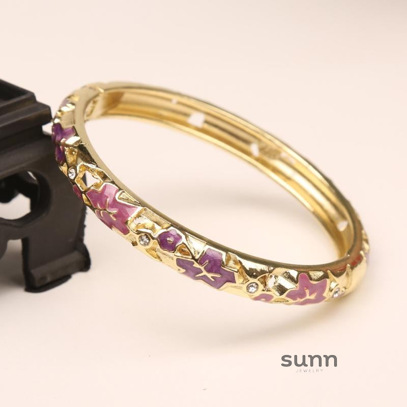 Kattleya Star Enamel Bracelet [I0NG1UUW]