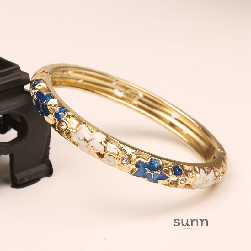 Kattleya Star Enamel Bracelet [J1LT0K9F]