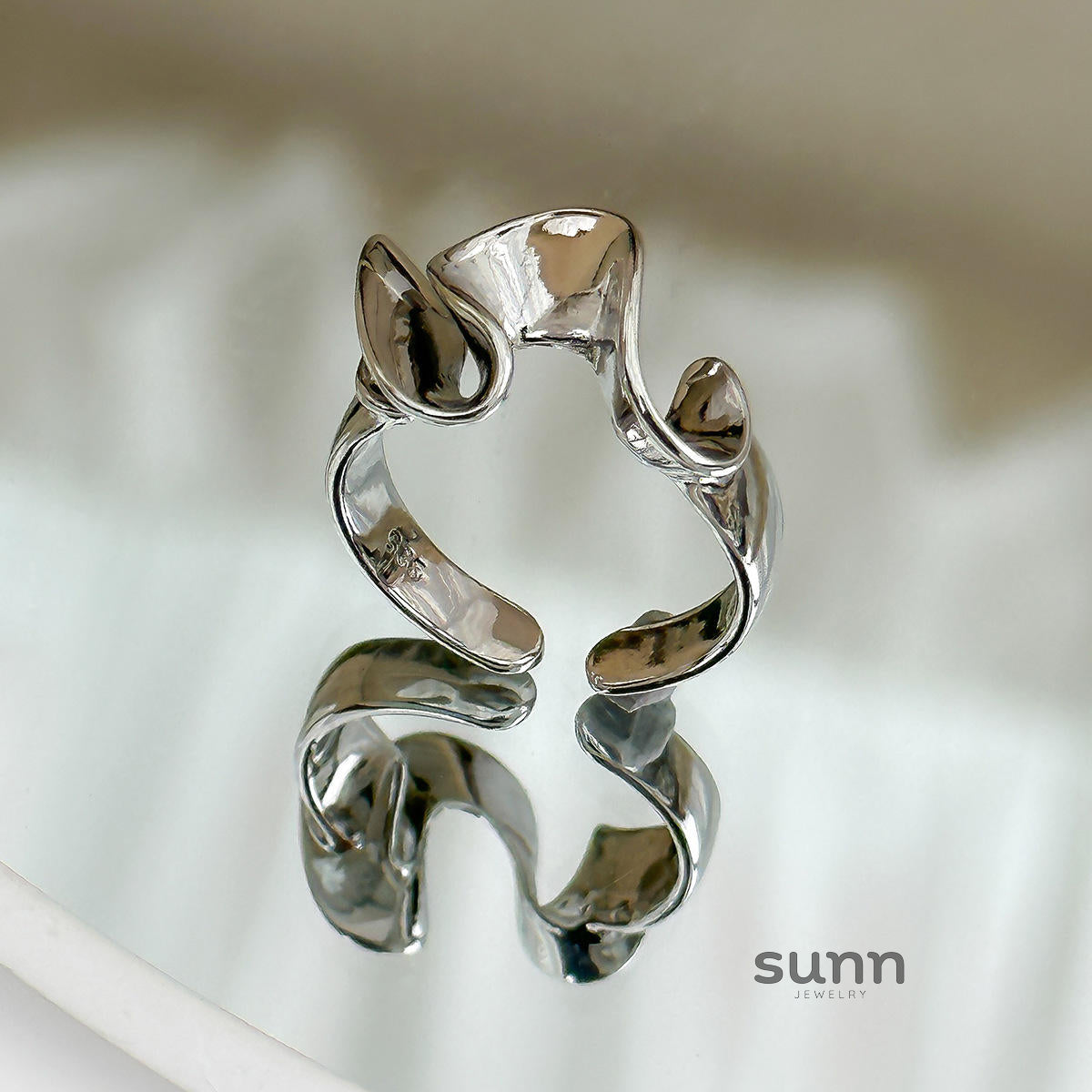 Katy Liquid Metal Open Ring [P8ZY9W7F]