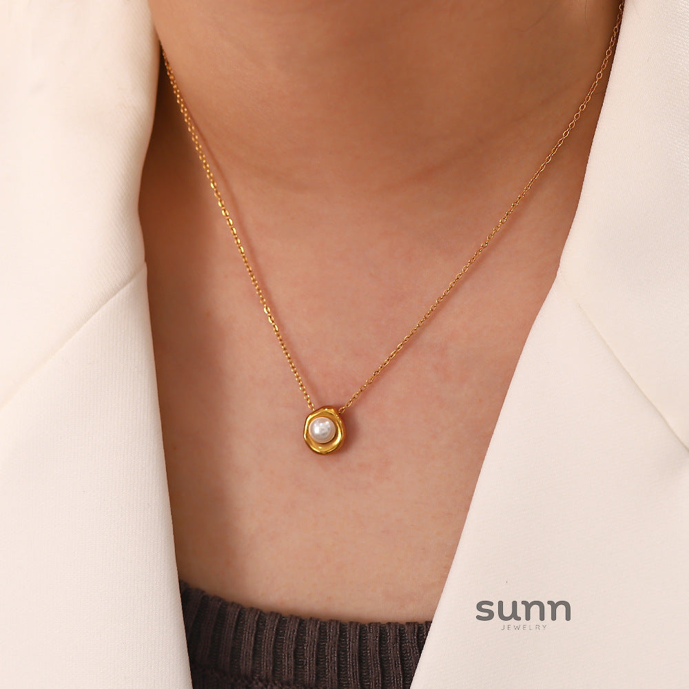 Kayce Pearl Clavicle Necklace [WBJLL8WF]