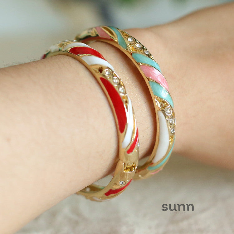 Kayci Enamel Glaze Bangle [QQFVRJ02]