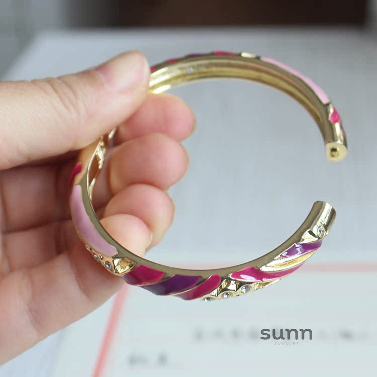 Kayci Enamel Glaze Bangle [GWUNCA27]