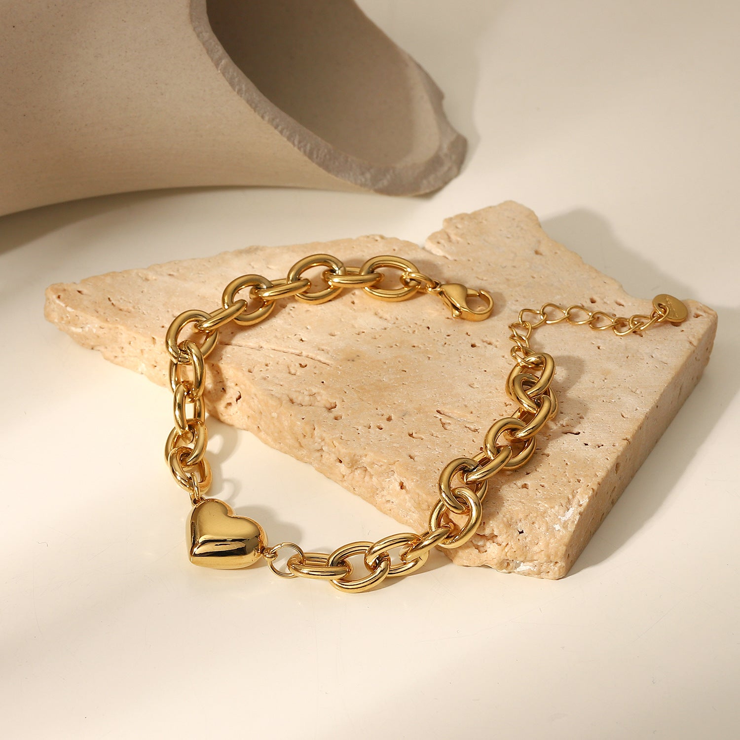 Kaydee Chunky Heart Chain Bracelet [GJ4TEZ1E]