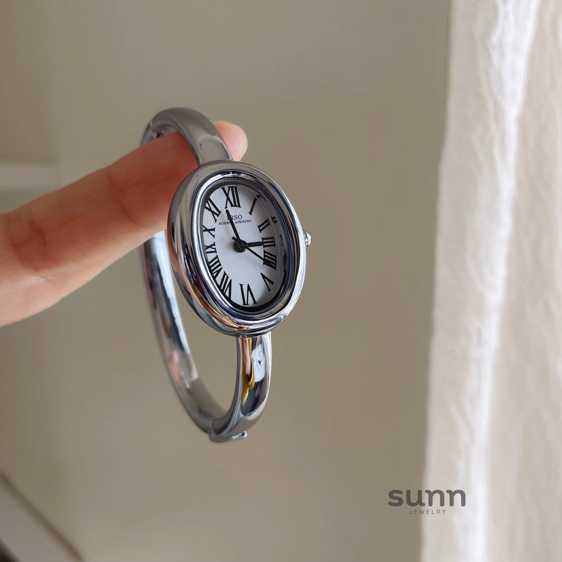 Kaydee Elliptical Bracelet Watch [O0O8II70]