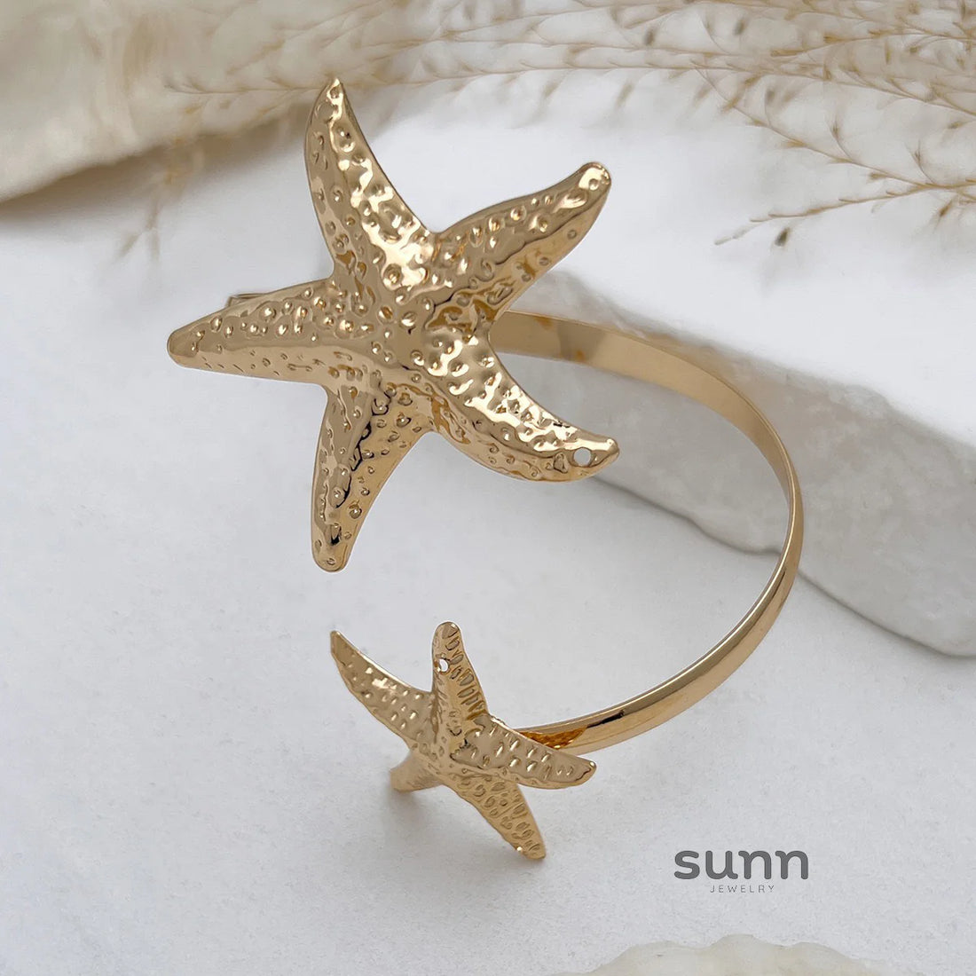 Kaylah Adjustable Starfish Armlet