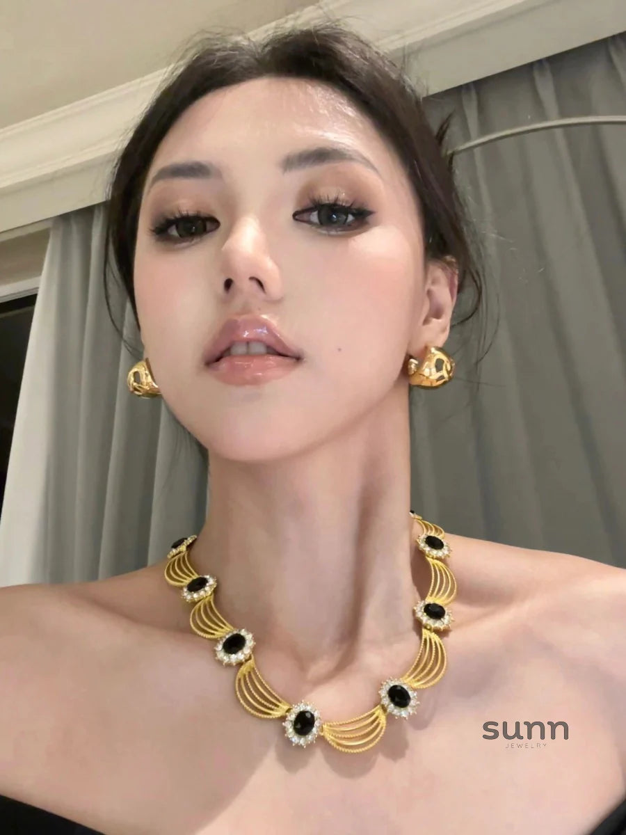 Kaylani Baroque Gemstone Choker