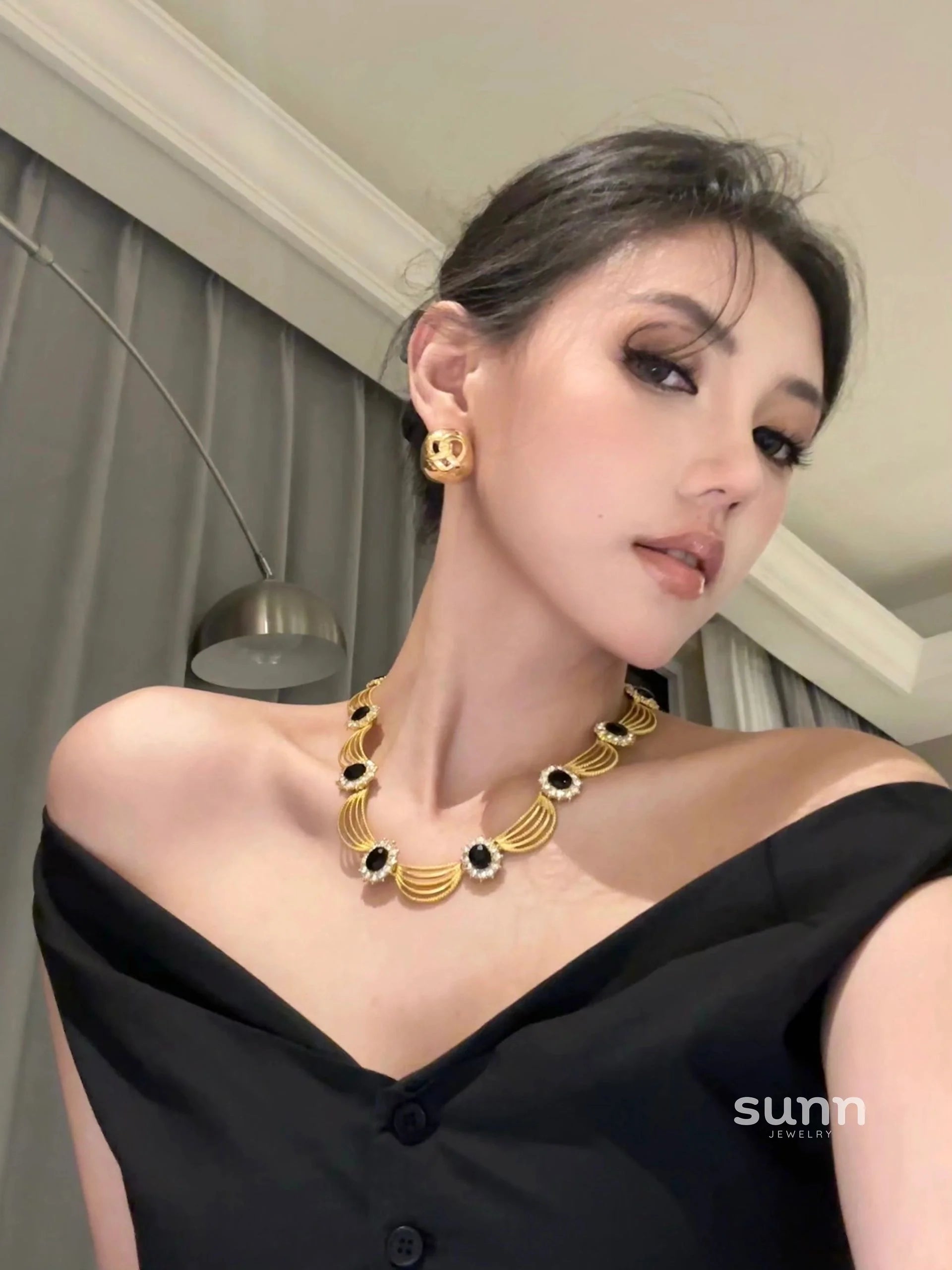 Kaylani Baroque Gemstone Choker