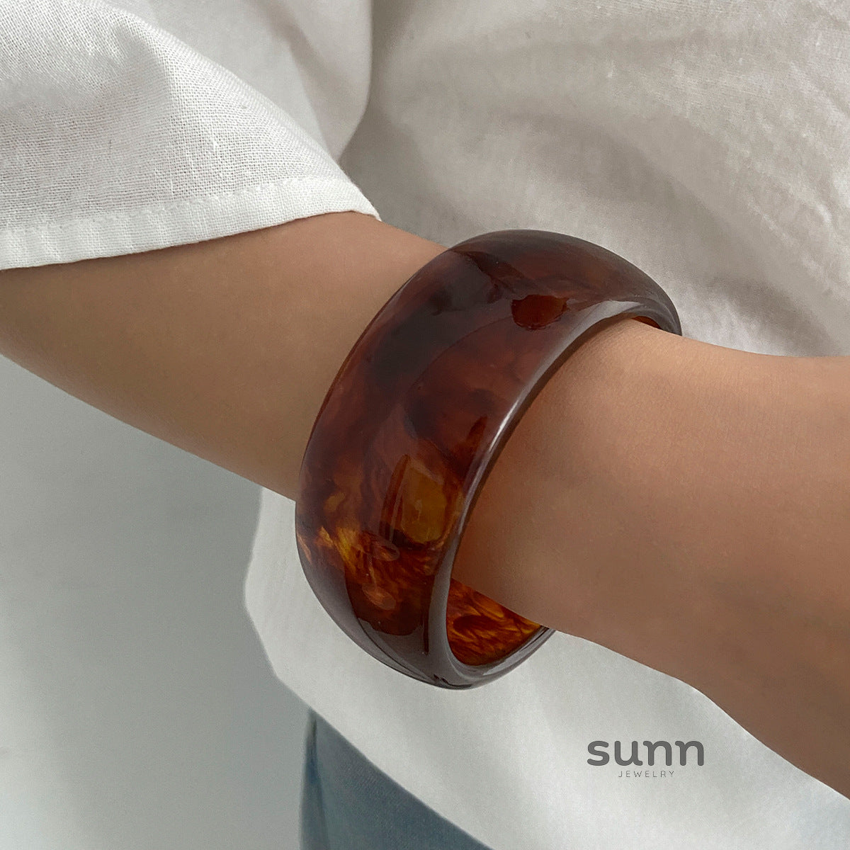 Kaylani Smudged Resin Bangle [PK6QIIU4]