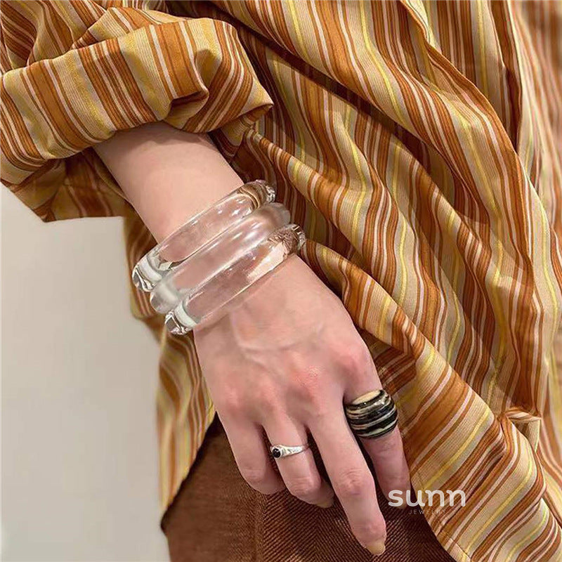 Kaylanie Resin Cuff Bracelet [2N9Y1VYE]