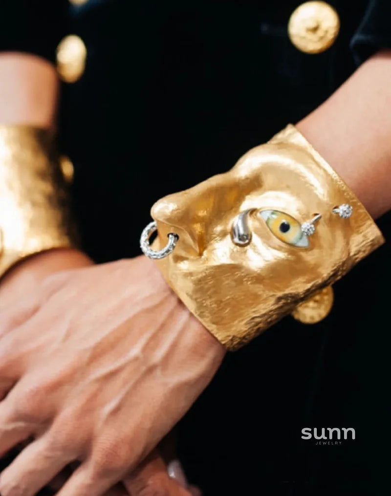 Kayleah Sculptural Face Bracelet