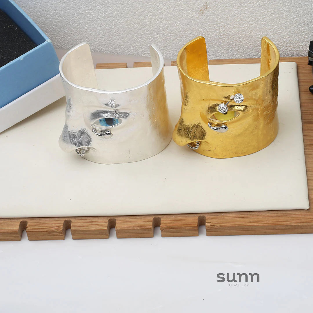 Kayleah Sculptural Face Bracelet