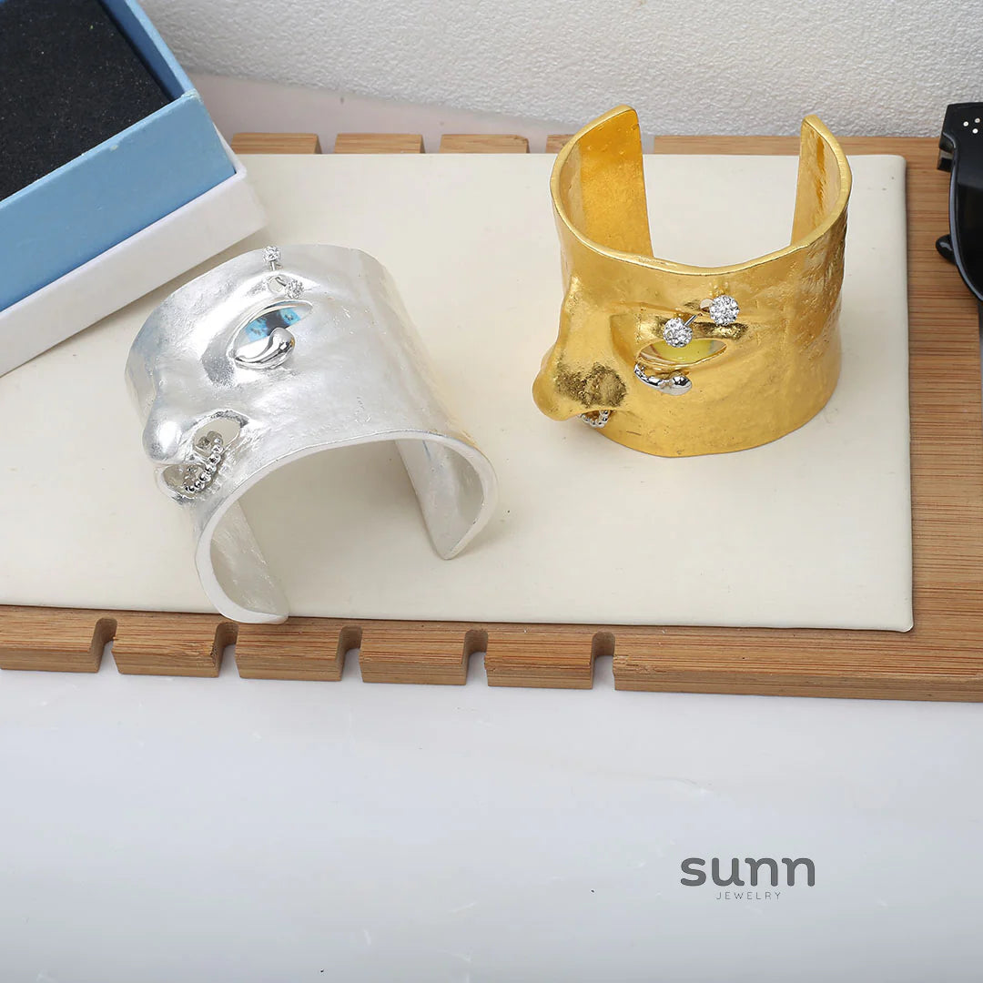 Kayleah Sculptural Face Bracelet