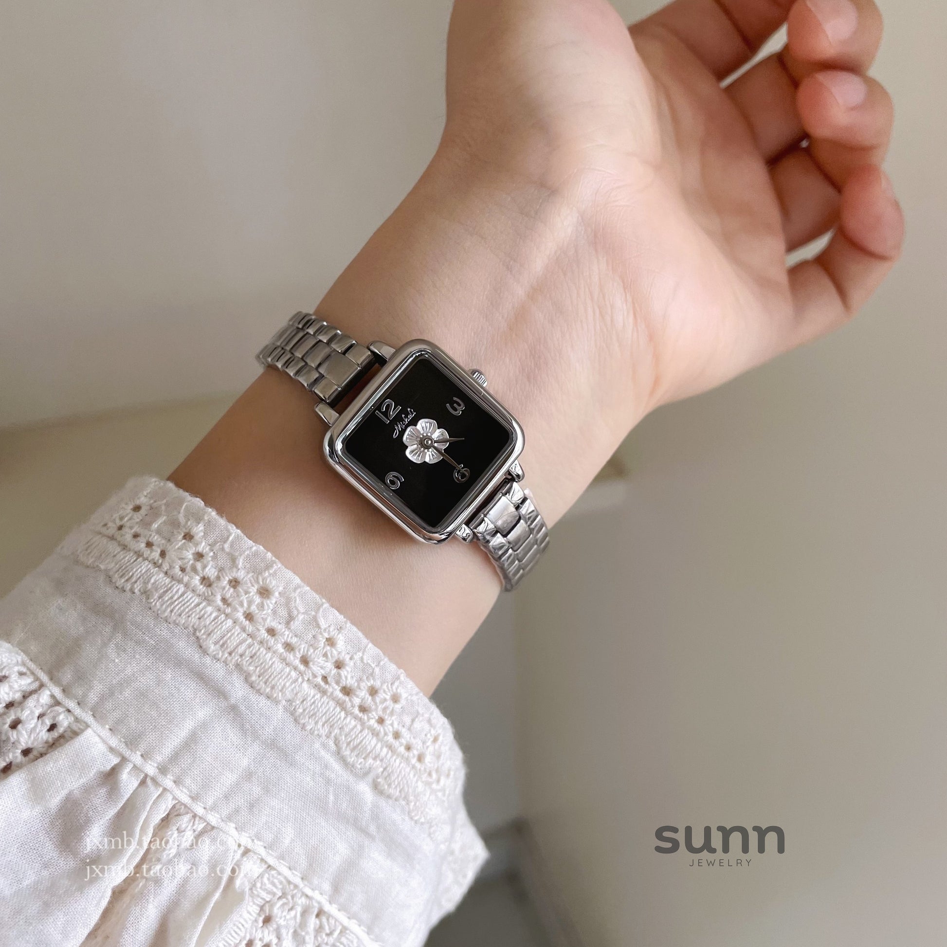 Kayleah Square Camellia Watch [17ZGKNC3]