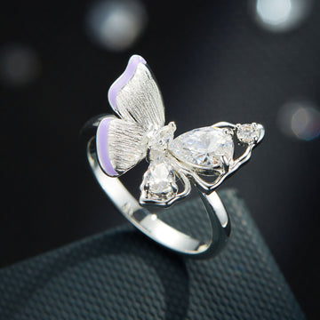 Kayleen Brushed Butterfly Ring [K6YH3LU7]