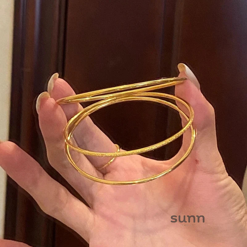 Kayleen Timeless Gold Bangle