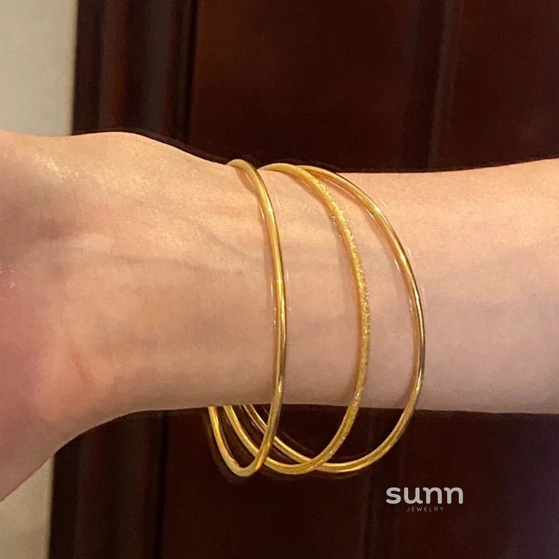 Kayleen Timeless Gold Bangle