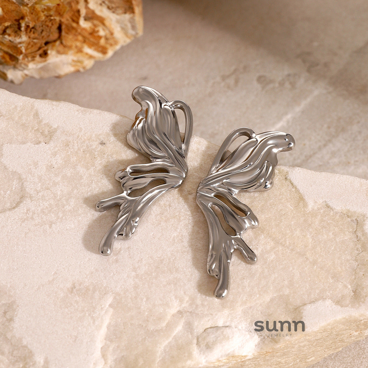 Kaylei 3D Butterfly Studs [W4SHGJR9]