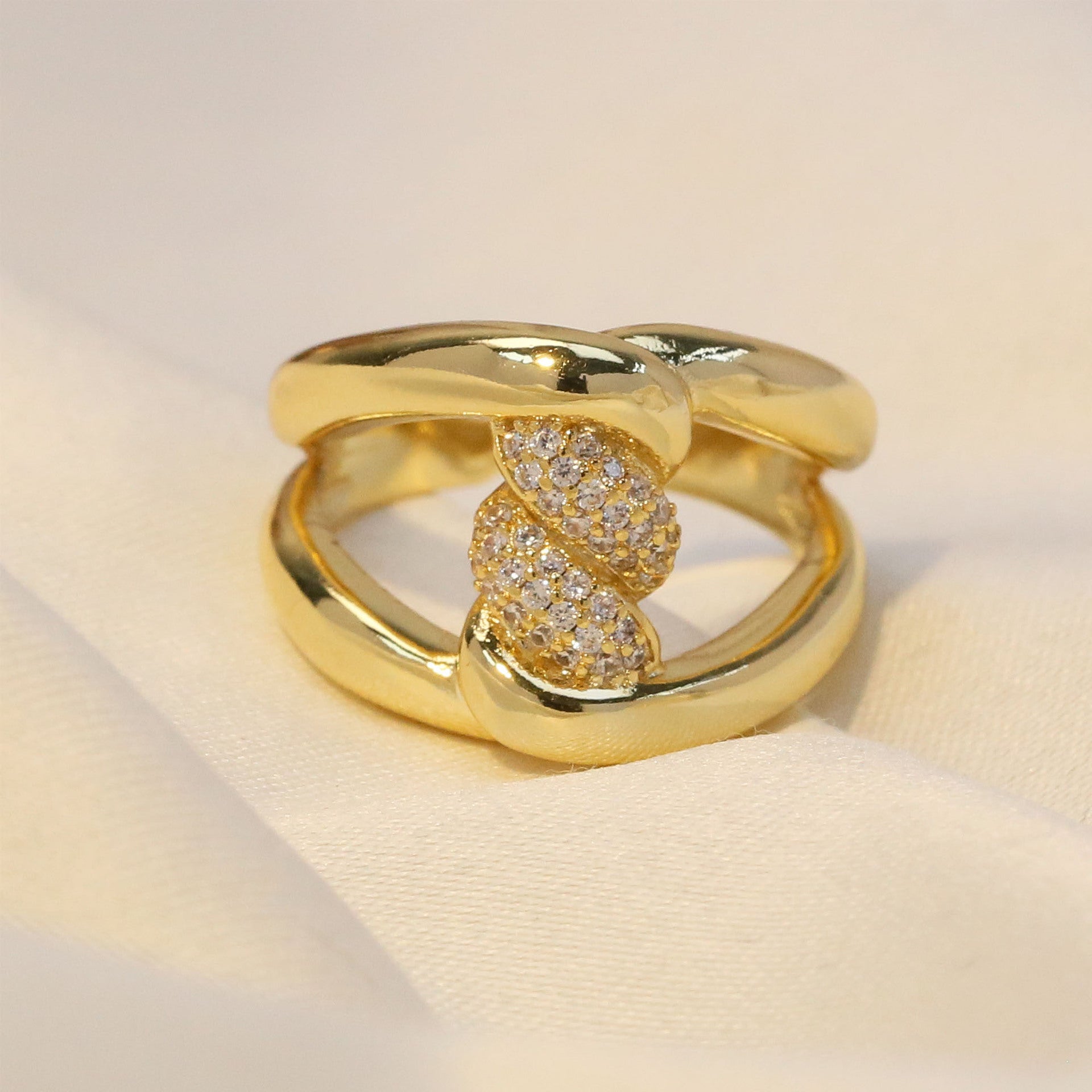 Kayleigh Zircon Twist Ring [QXL6R1ZE]