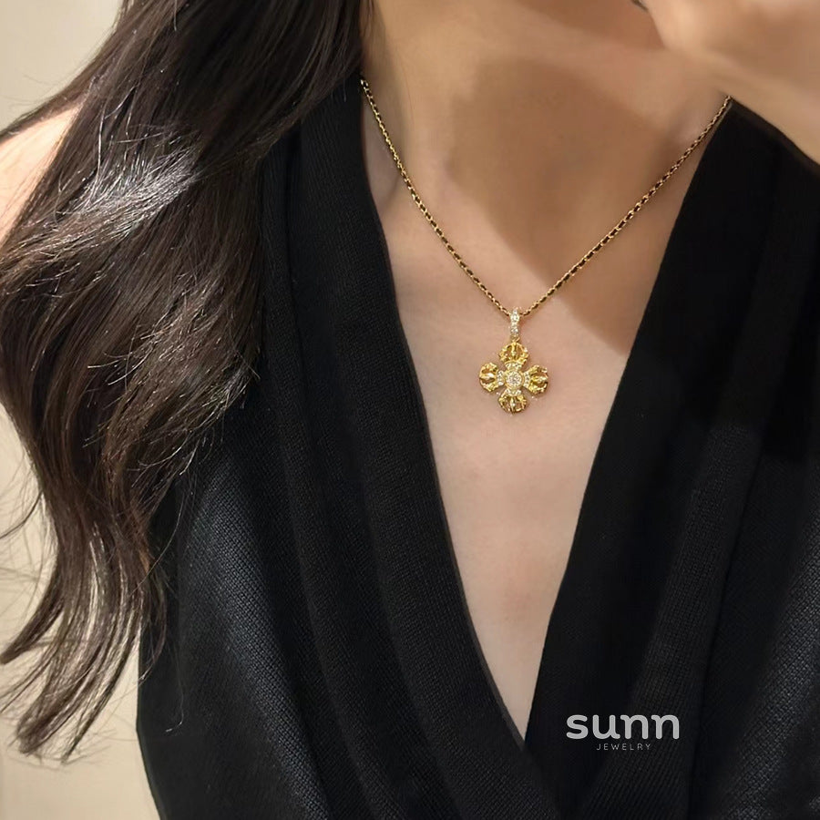 Kaylie Auspicious Charm Necklace [53DNV8LL]