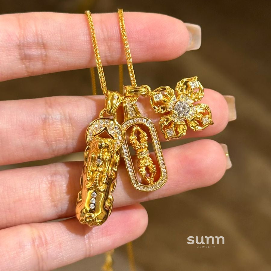 Kaylie Auspicious Charm Necklace [G7104APB]