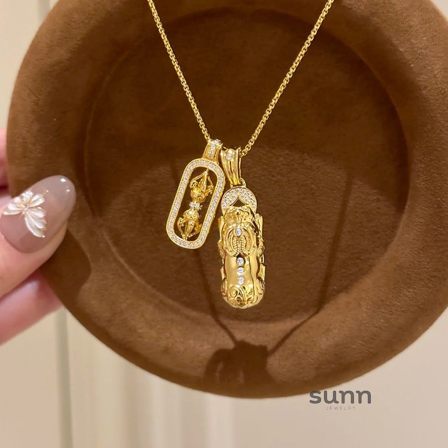 Kaylie Auspicious Charm Necklace [HL1RKRBG]