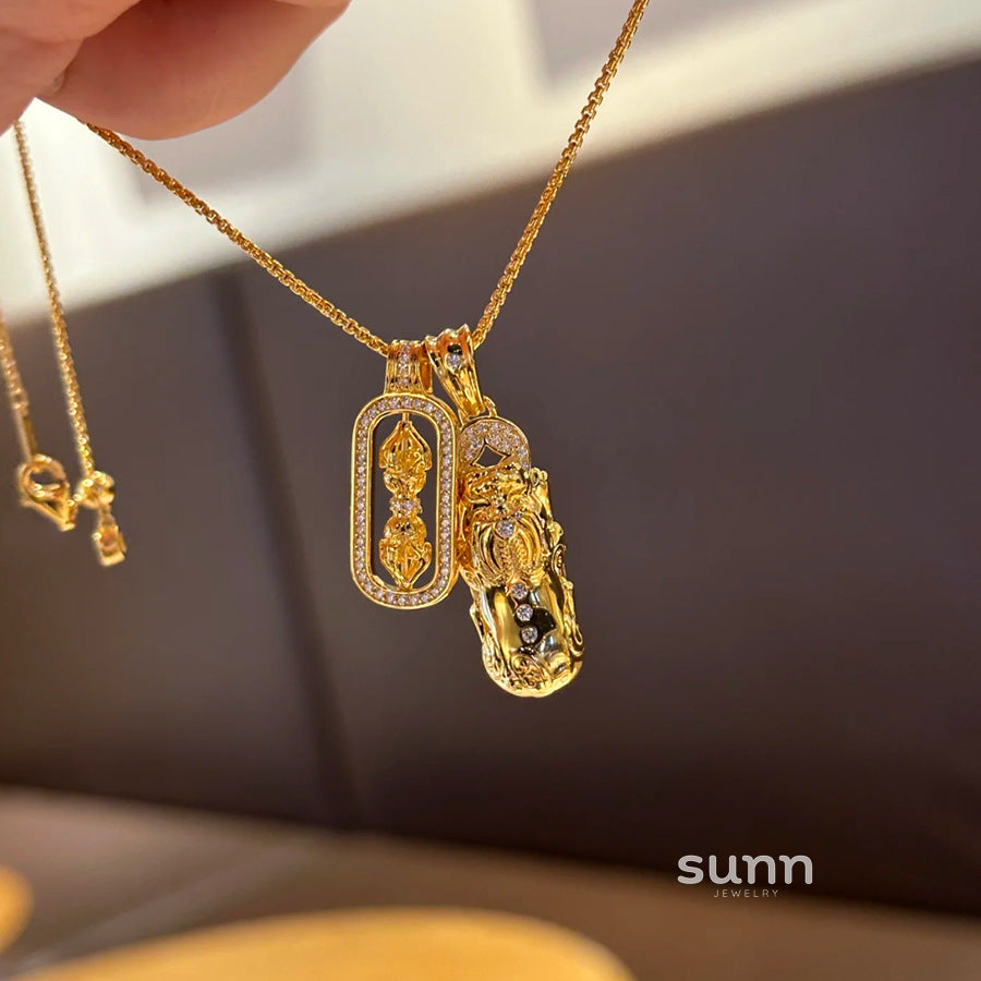Kaylie Auspicious Charm Necklace [4UB0PKK3]