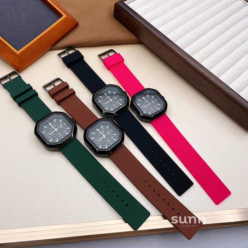 Kaylie Modern Square Watch