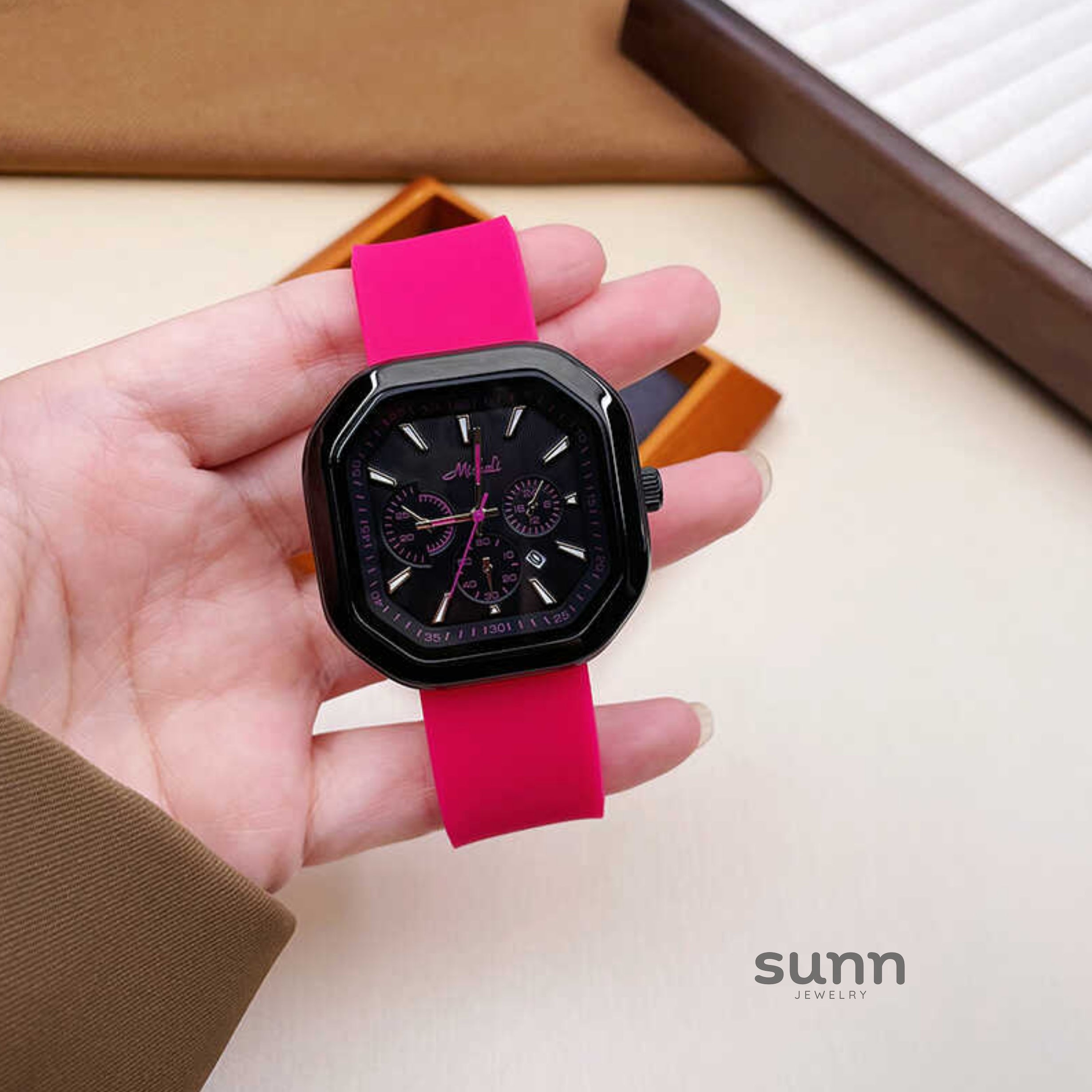 Kaylie Modern Square Watch