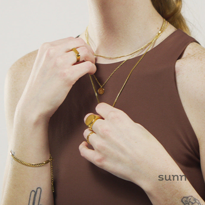 Kayloni Geometric Gold Ring [05JG9KPM]