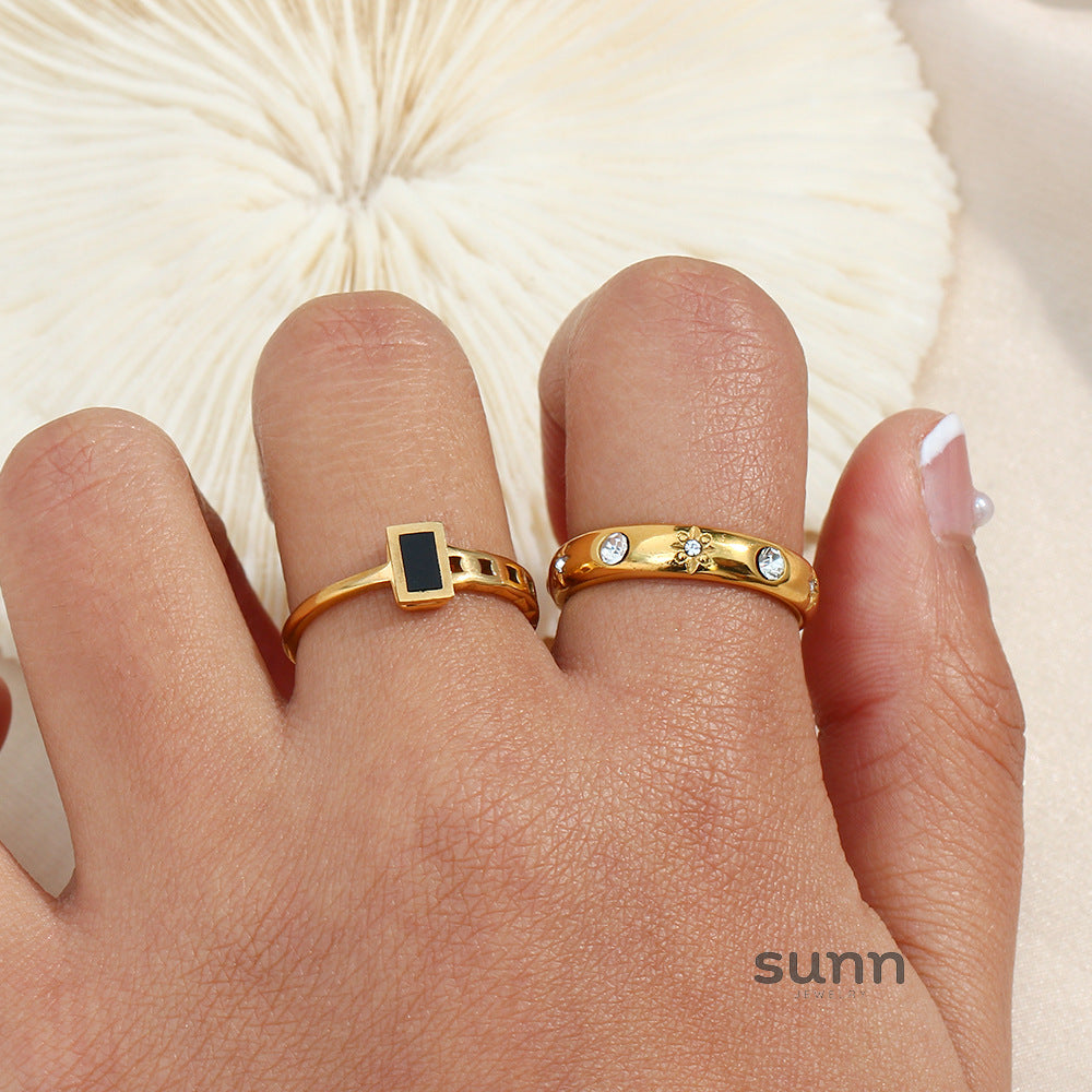 Kaylynn Floral Zircon Ring [UFH0OD7T]