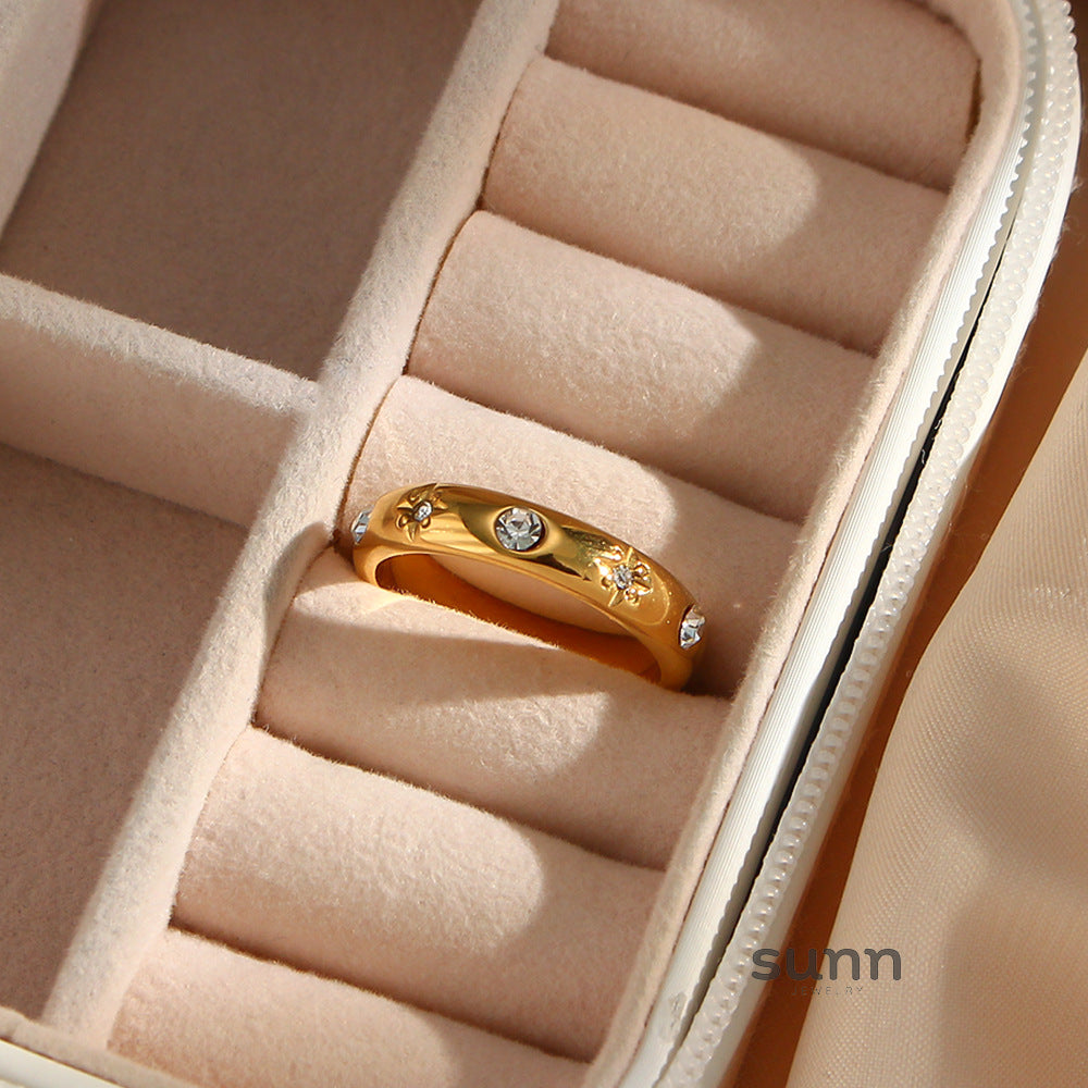 Kaylynn Floral Zircon Ring [YR45G6F8]