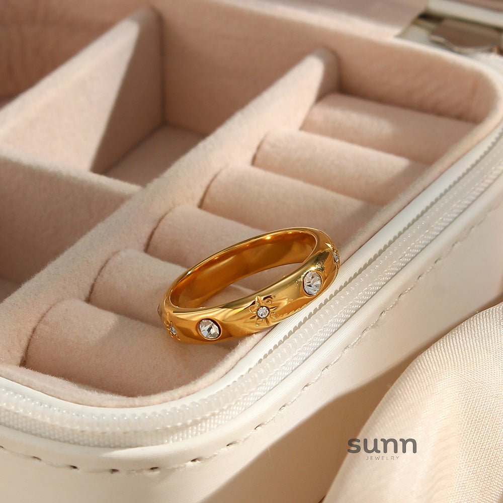 Kaylynn Floral Zircon Ring [3RRRR0UW]