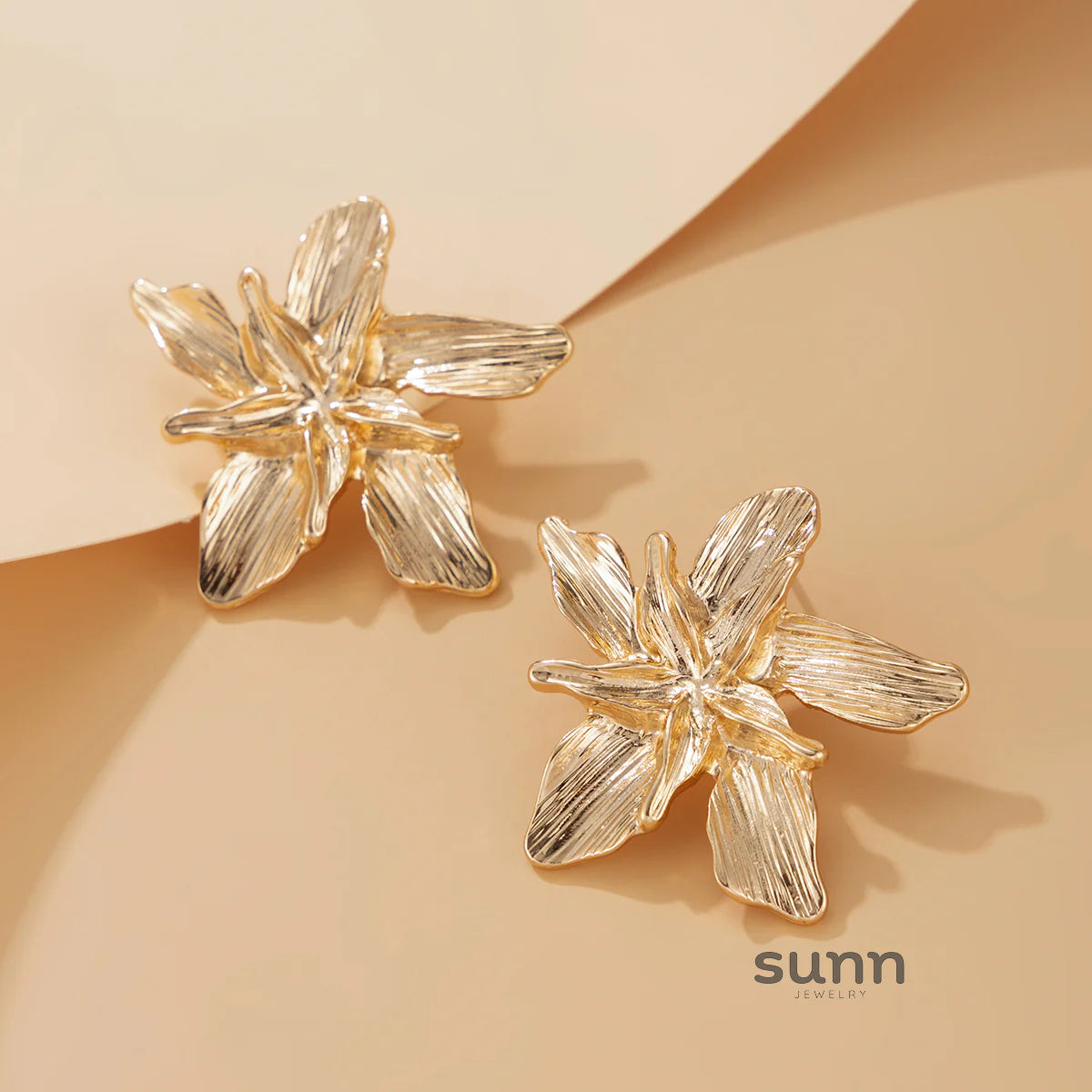Keagan Five-Petal Flower Stud Earrings