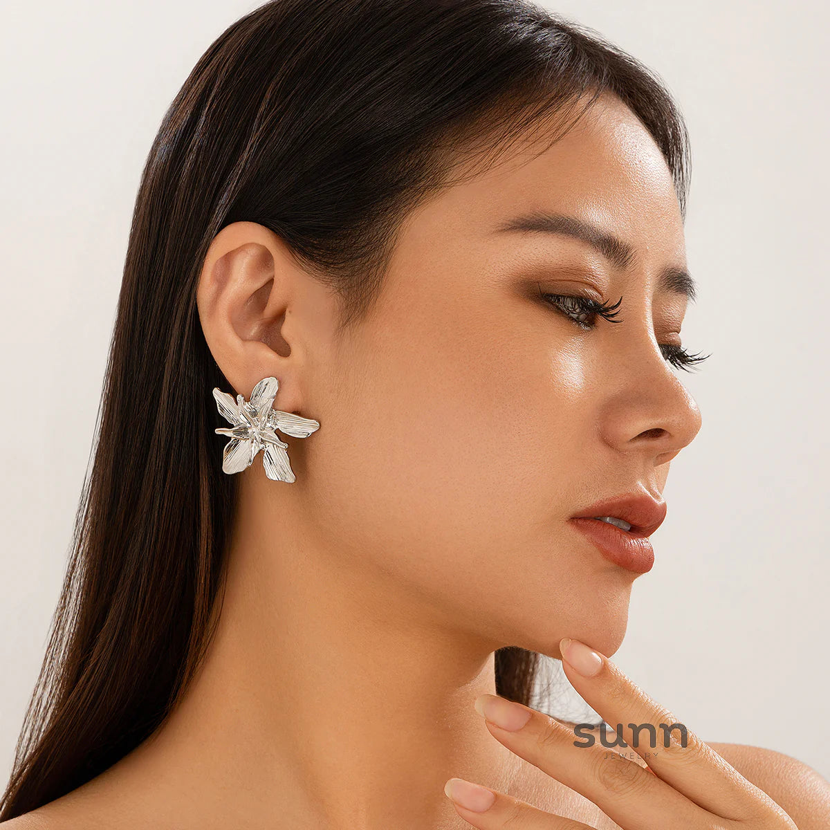 Keagan Five-Petal Flower Stud Earrings