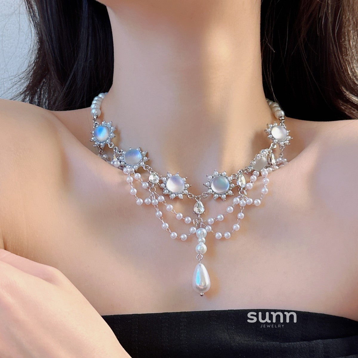 Keisy Ornate Heart Pearl Necklace [NP1ZNNJM]