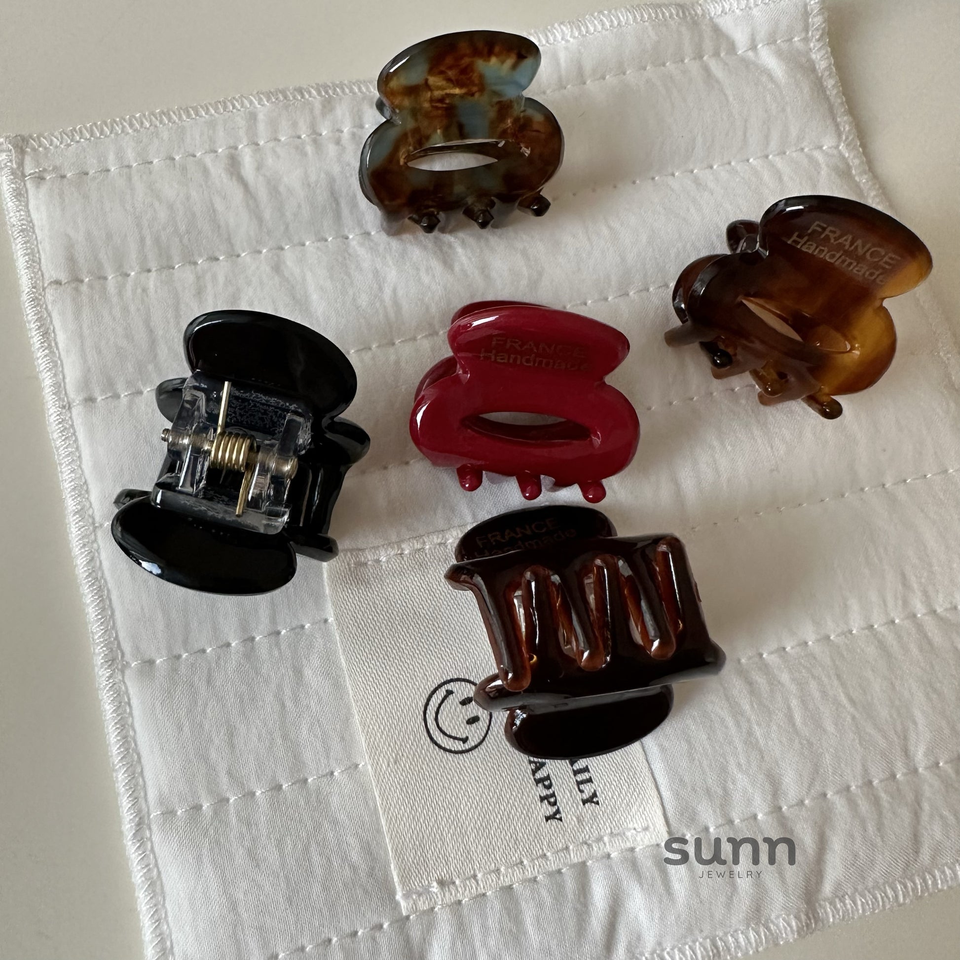 Keisy Pearl Mini Clip [MDHLQ7HR]