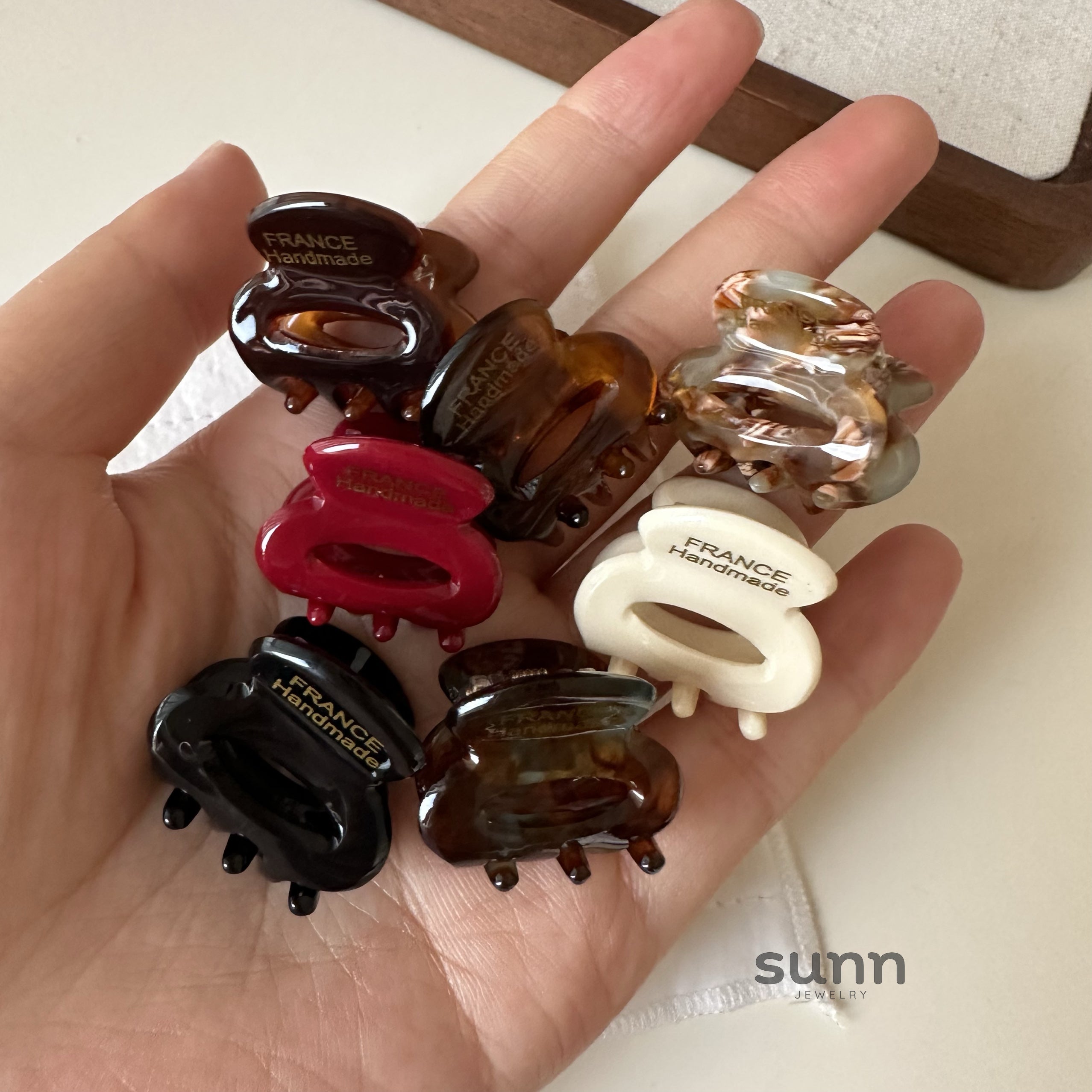 Keisy Pearl Mini Clip [910XL803]