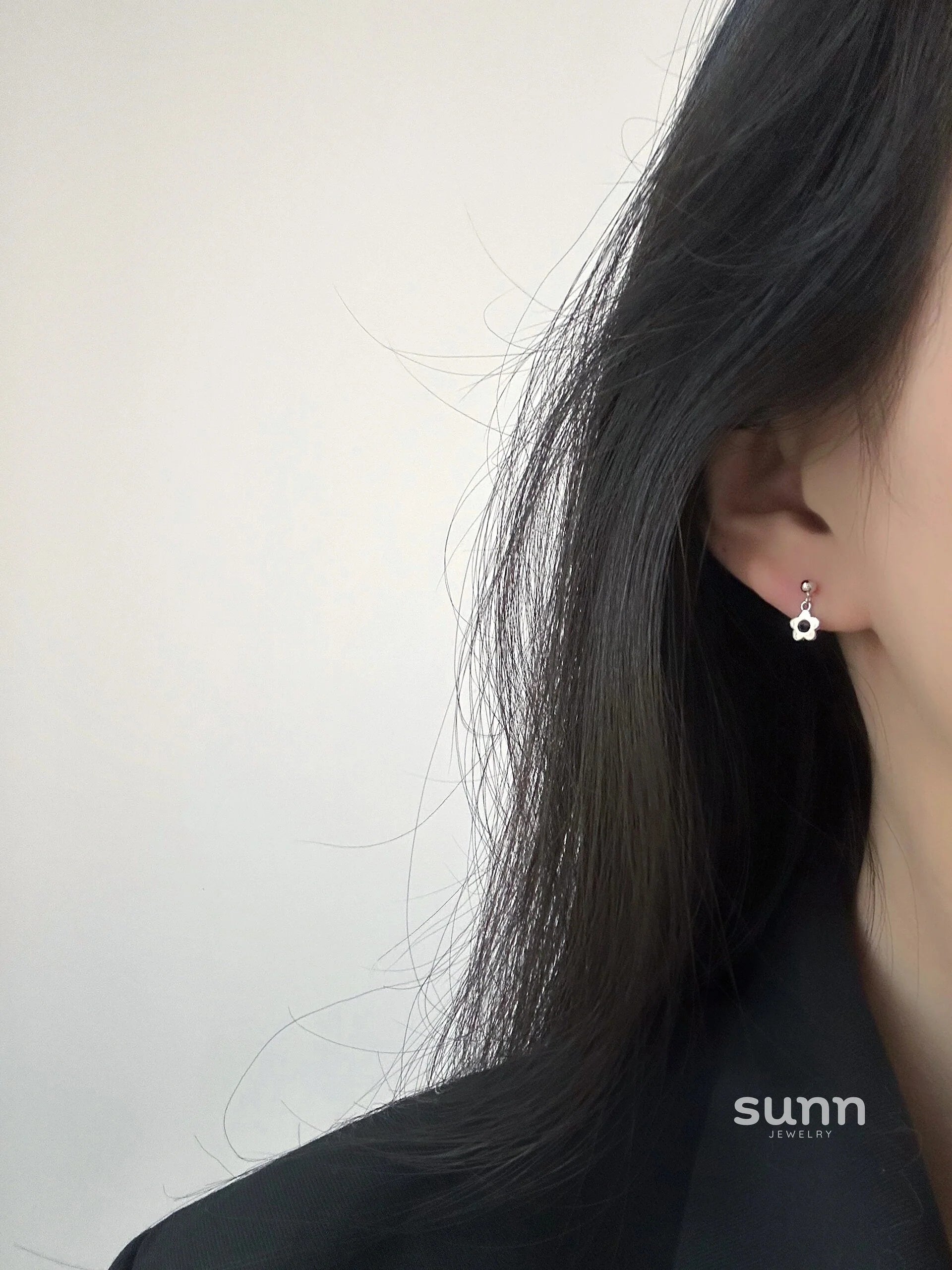 Kelahni Delicate Floral Studs