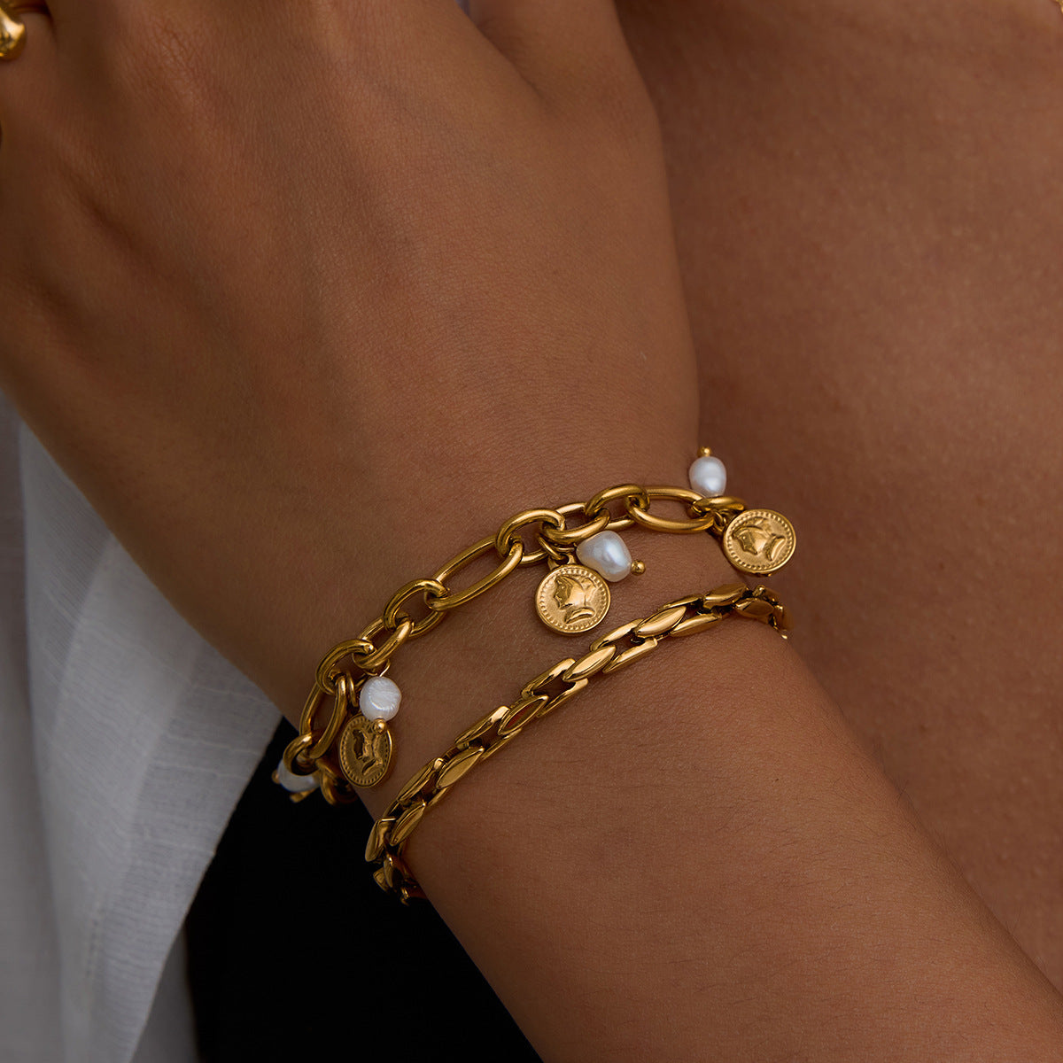 Kelahni Delicate Gold Link Bracelet [VD5X2L2F]