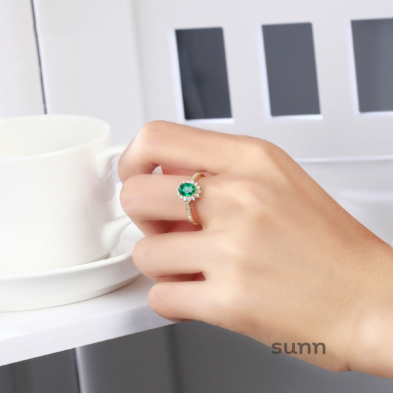 Kelcie Emerald Crystal Ring [RG7GM5K3]