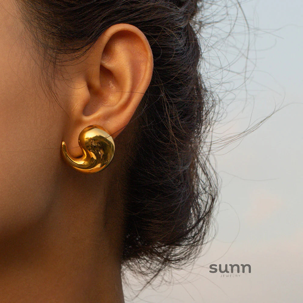 Kelis French Hollow Hoop Earrings