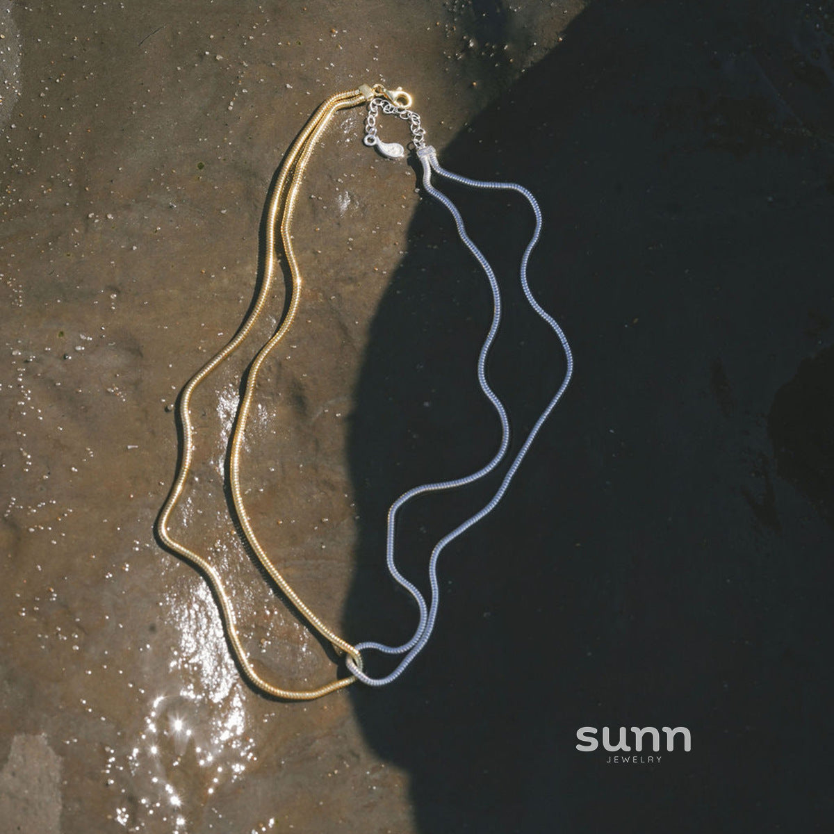 Kelly Duo-Tone Snake Chain Necklace [FIM8UJON]