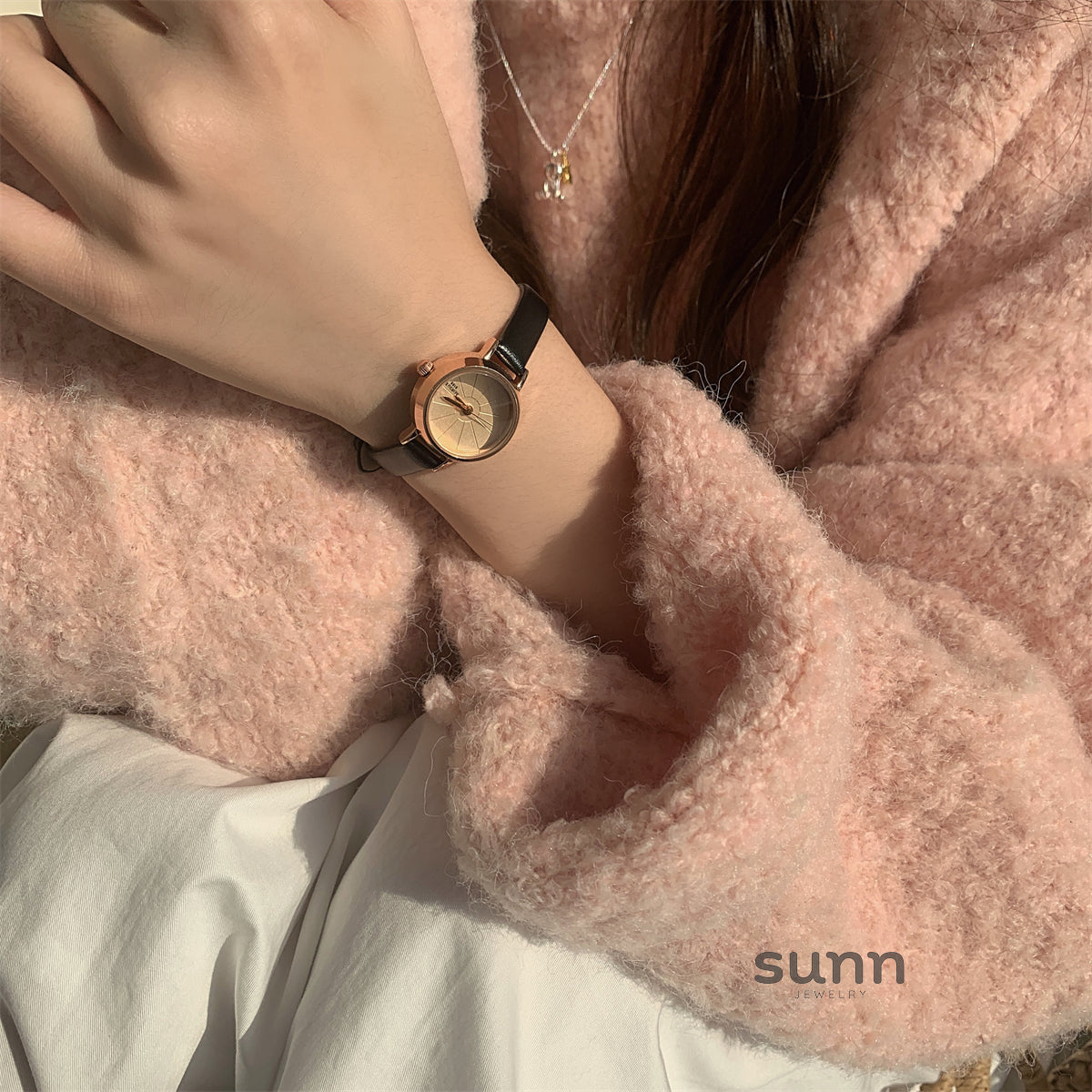 Kenadie Retro Leather Watch [G0TLO0MQ]