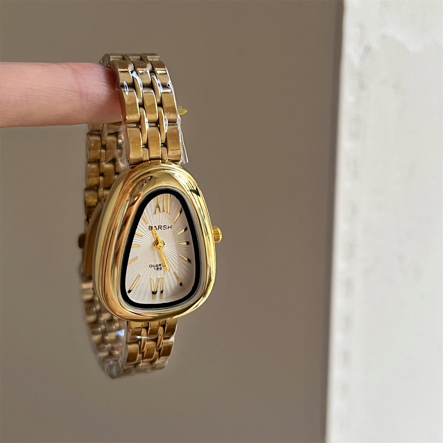 Kenadie Vintage Snake Head Watch [43XBVF5F]
