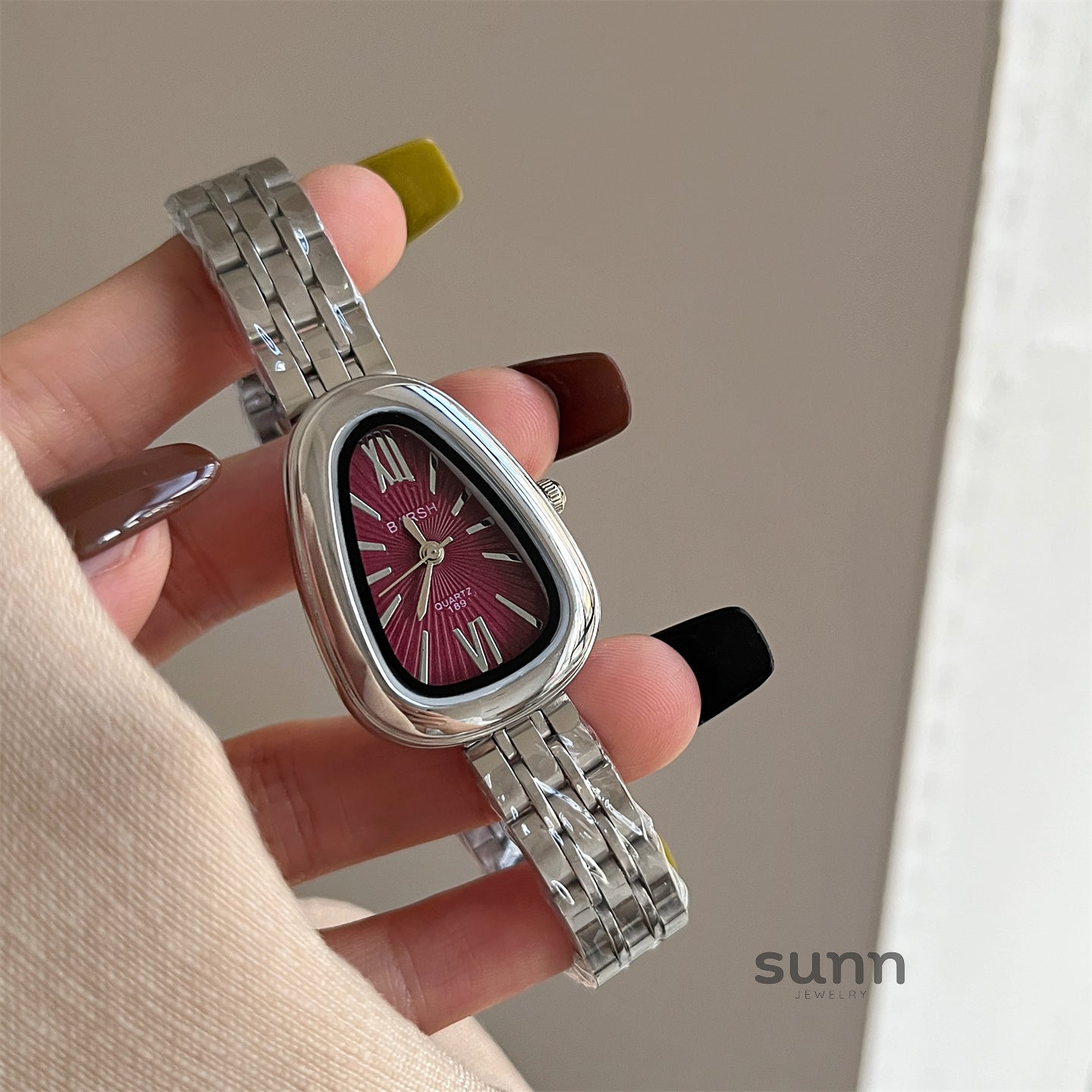 Kenadie Vintage Snake Head Watch [M9ZS502W]