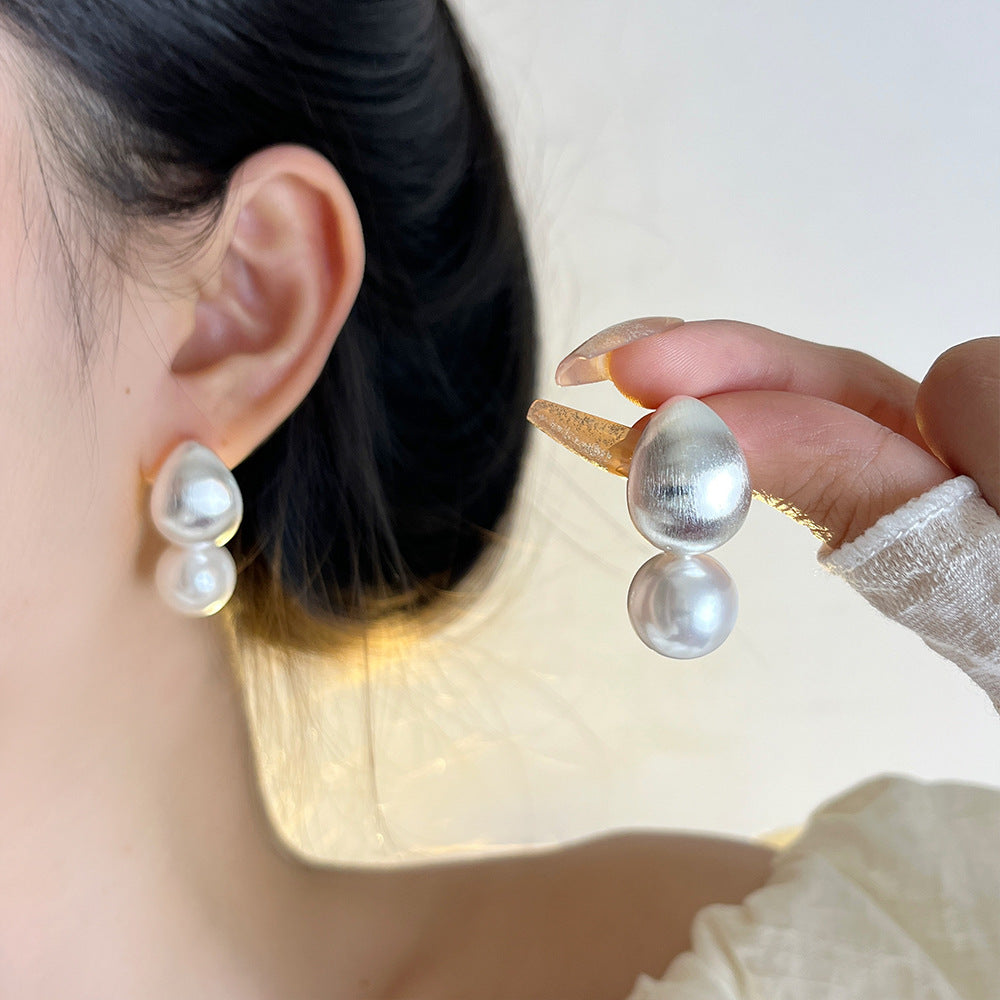 Kendalynn Heart Pearl Stud Earrings [B4QZD2YO]