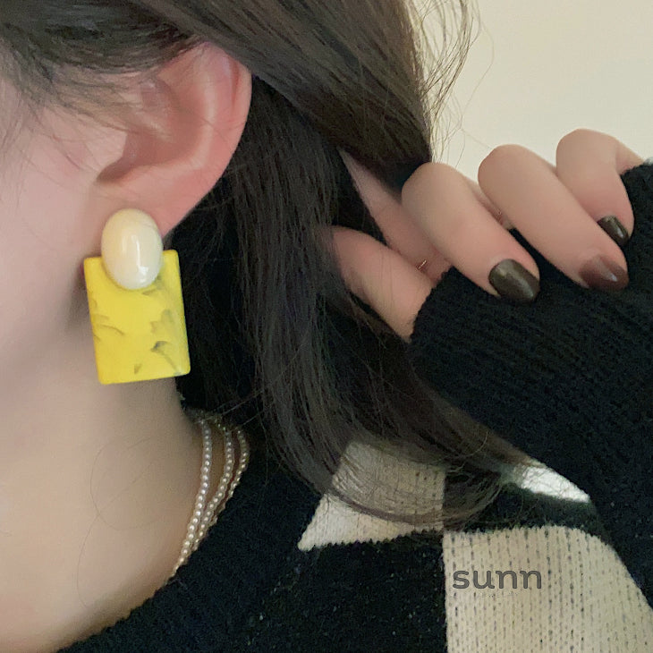 Kendyl Oil Painting Drop Earrings [B0QRRARQ]